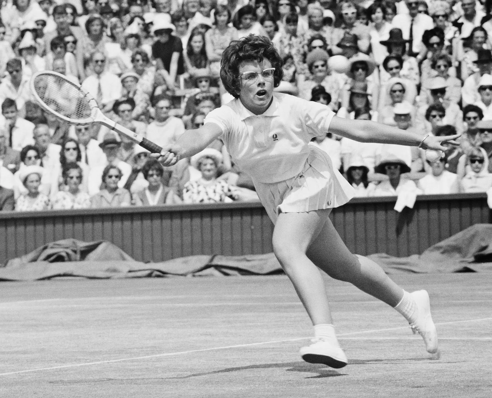 Billie Jean King in una azione di gioco